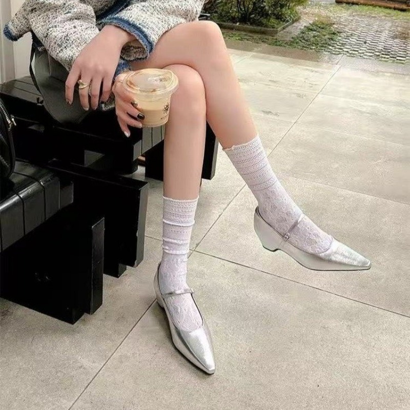 أحذية نسائية أنيقة جديدة لعام  - مراجعة Women Shoes Elegant وسعره
