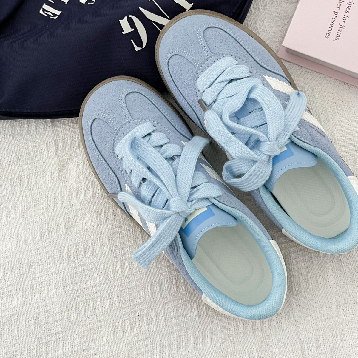 أحذية رياضية نسائية بتصميم كلا - مراجعة Mesh Sneaker Women وسعره