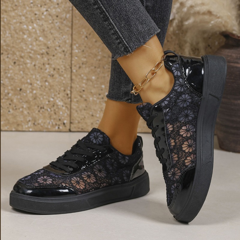 أحذية رياضية نسائية بيضاء كبير - مراجعة Mesh Sneaker Women وسعره