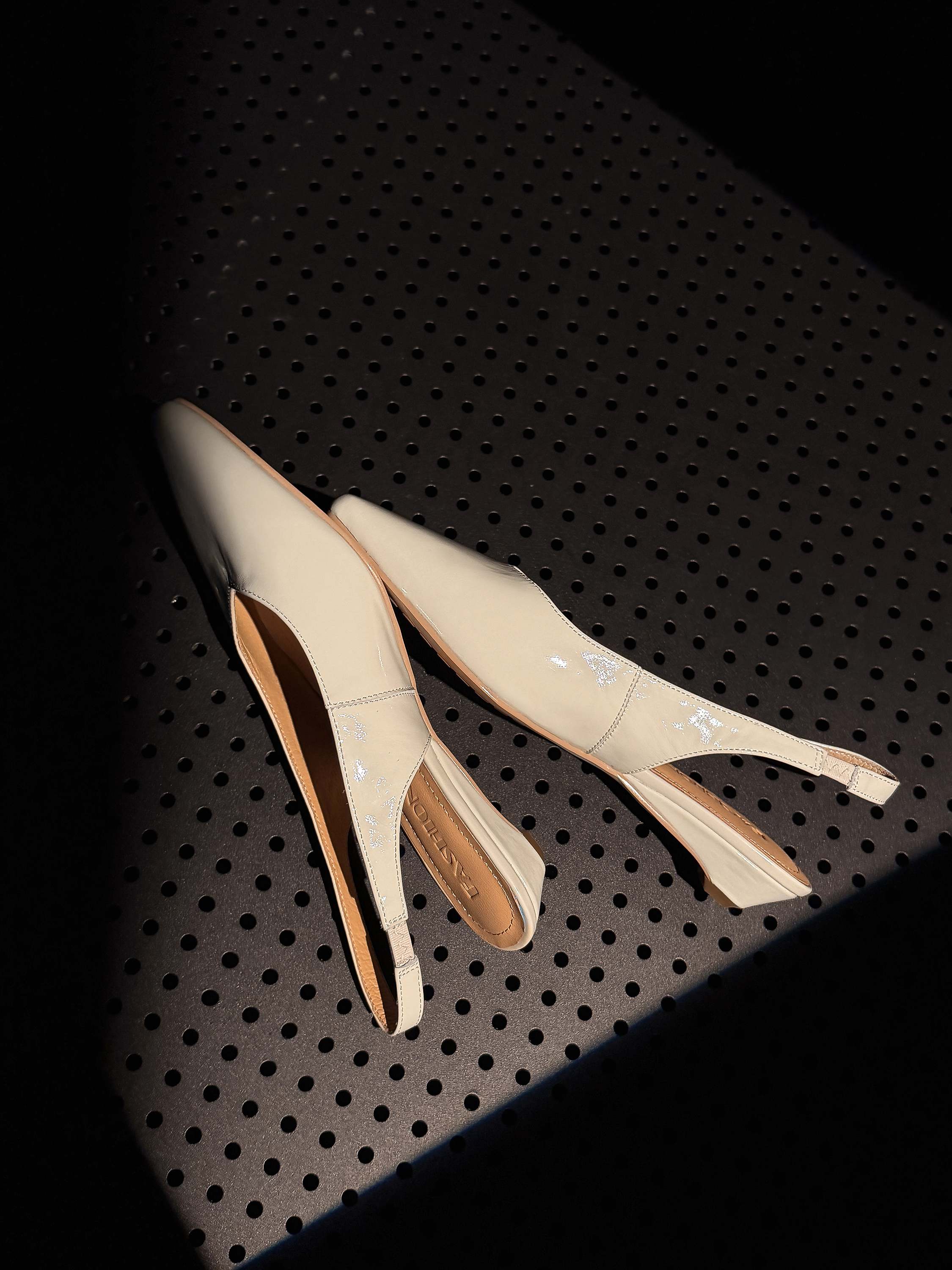 حذاء نسائي أنيق من لينكيسن 202 - مراجعة Women Shoes Elegant وسعره