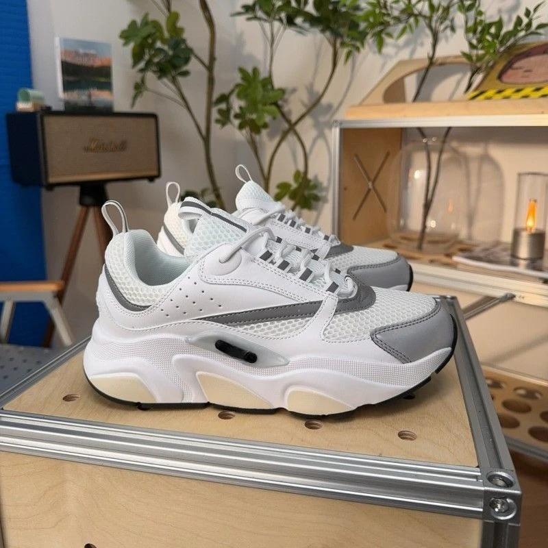 أحذية رياضية B22 شائعة للرجال  - مراجعة Women'S Shoes Com وسعره