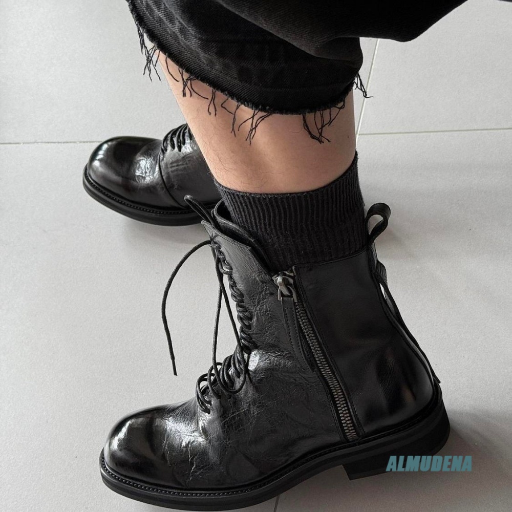 حذاء رجالي قصير أسود سادة بتصم - مراجعة Block Heel Ankle Boots وسعره